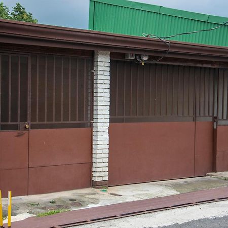 Alojamiento Entero 1 Km Juan Santamaria Airport Alajuela Buitenkant foto